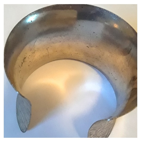 SILVER CUFF Bracelet - Picture 5 of 5